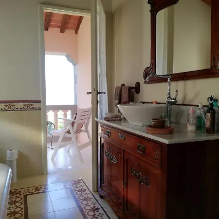 L'innamorata, Esclusivo Vista Mare.